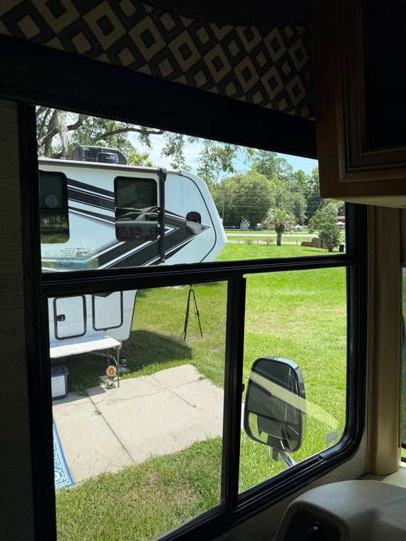Example of repaired foggy RV camper windows in Florida by RV Specialty Care